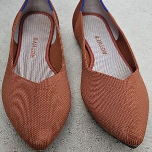 Roth's The Point, size 9, color Brandy